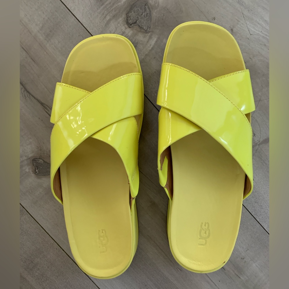 UGG Emily Patent Leather Cross Slide Sandals - Women’s Size 7